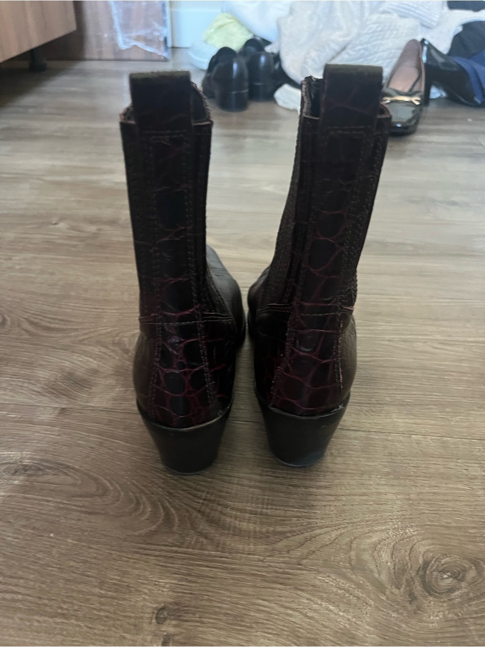 Zara Croc-Embossed Pointed Ankle Boots - Dark Burgundy - Picture 3 of 5